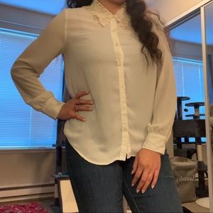 ✨White Lace Collar Blouse ✨